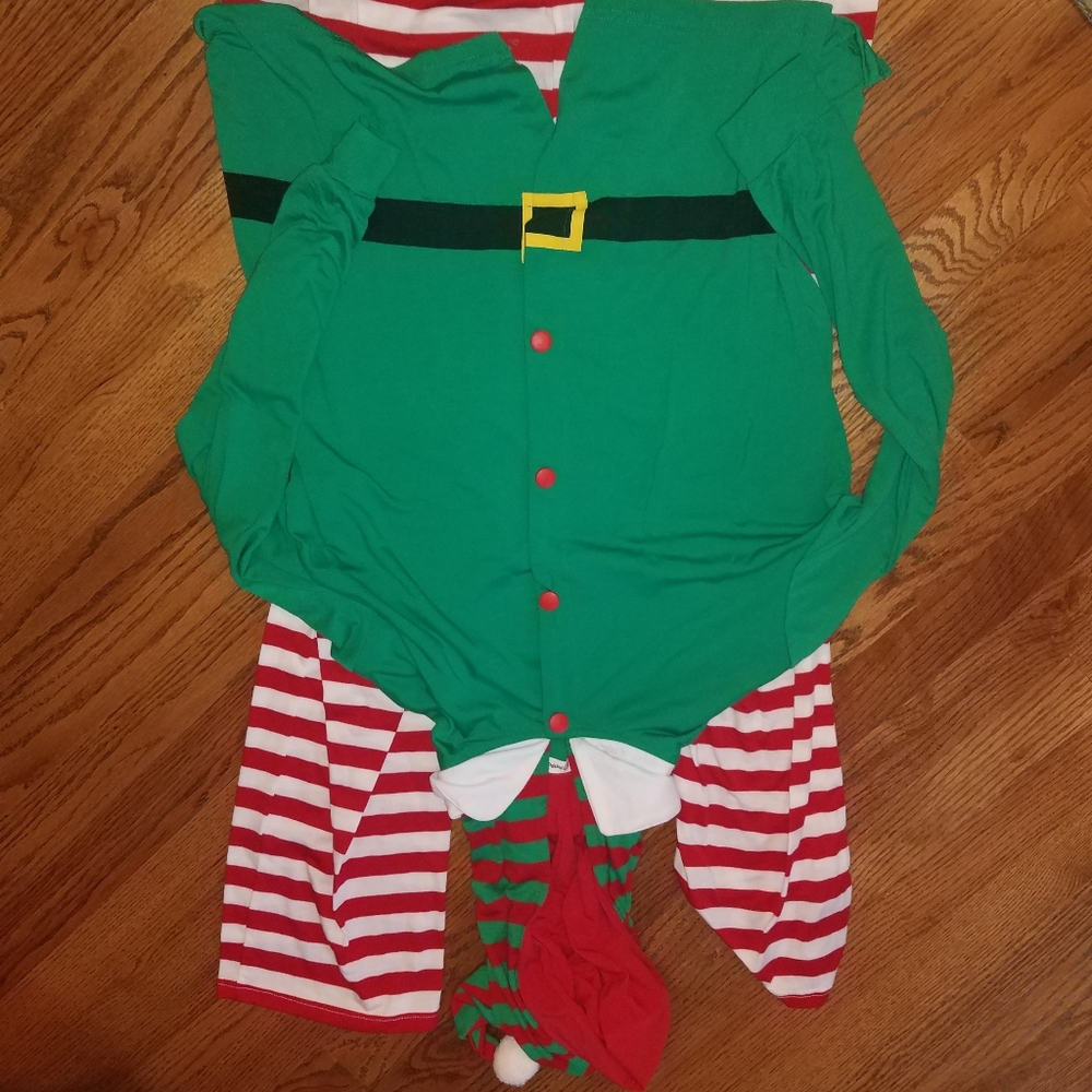 Pat pat green red elf pajama one piece M